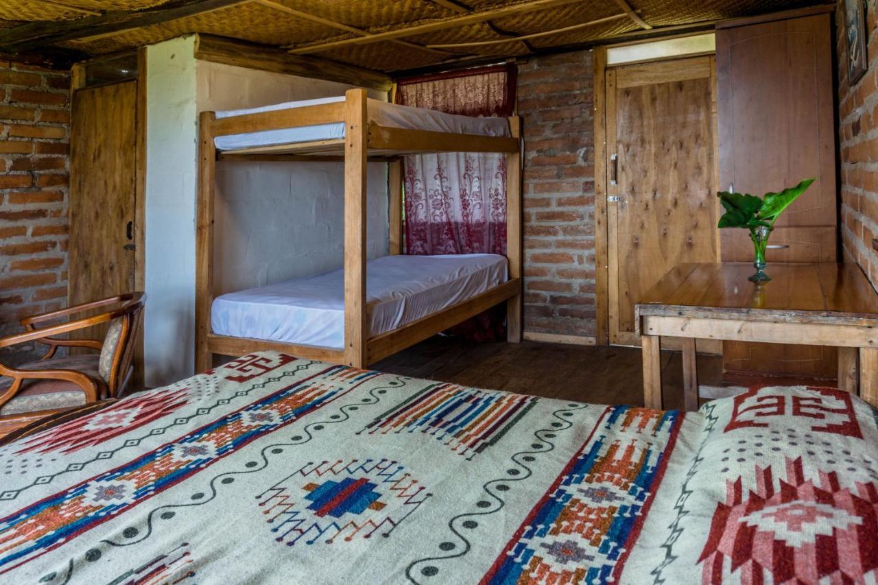 Cabanas Y Glampings Balcon Del Lago Отавало Экстерьер фото